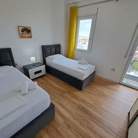Pazari Luxury Central Apartment ติรานา ภายนอก รูปภาพ