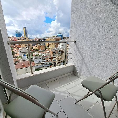 Pazari Luxury Central Apartment ติรานา ภายนอก รูปภาพ