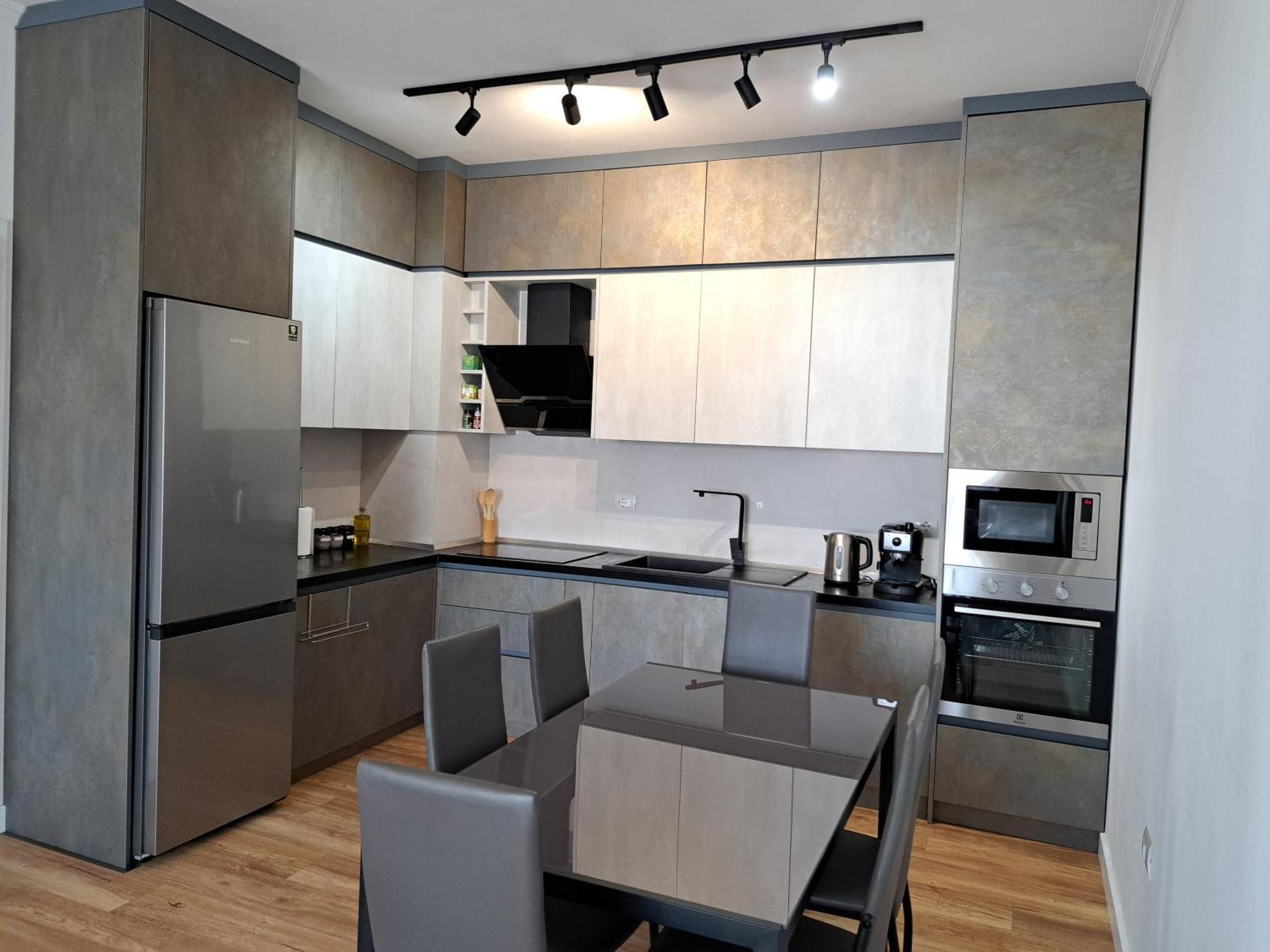 Pazari Luxury Central Apartment ติรานา ภายนอก รูปภาพ